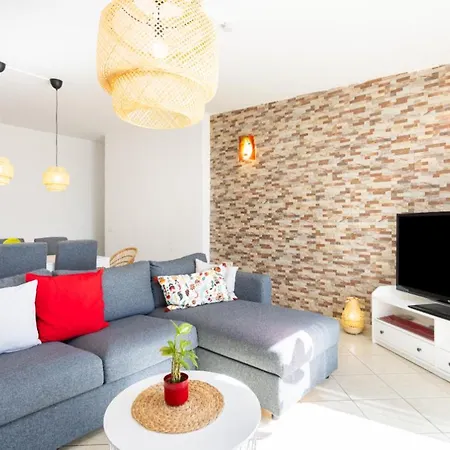 Casa Almendra - Private Pool - Ocean View - Bbq - Garden - Terrace - Free Wifi - Child & Pet-friendly - 4 Bedrooms - 8 People