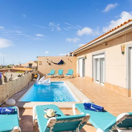 Ferienhaus Casa Almendra - Private Pool - Ocean View - Bbq - Garden - Terrace - Free Wifi - Child & Pet-friendly - 4 Bedrooms - 8 People La Listada