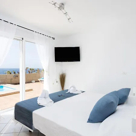Ferienhaus Casa Almendra - Private Pool - Ocean View - Bbq - Garden - Terrace - Free Wifi - Child & Pet-friendly - 4 Bedrooms - 8 People *