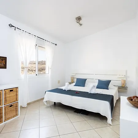 Casa Almendra - Private Pool - Ocean View - Bbq - Garden - Terrace - Free Wifi - Child & Pet-friendly - 4 Bedrooms - 8 People * La Listada
