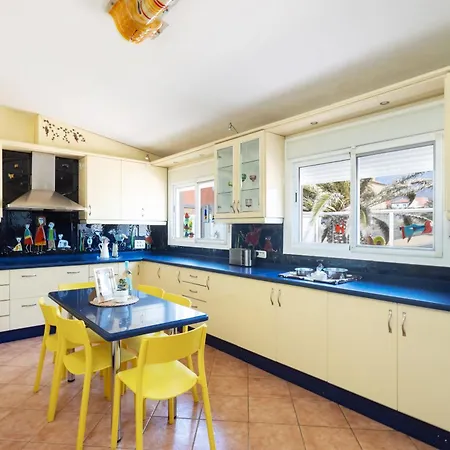 Casa Almendra - Private Pool - Ocean View - Bbq - Garden - Terrace - Free Wifi - Child & Pet-friendly - 4 Bedrooms - 8 People Сasa de vacaciones La Listada